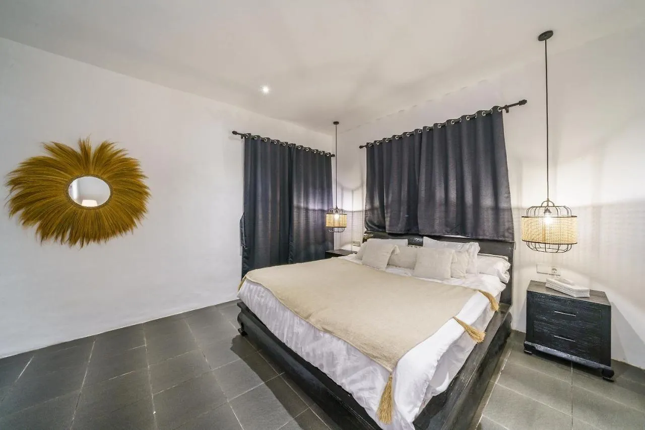 Villa Mana 888 - Cozy Tropical 4Br Villa In Seminyak!