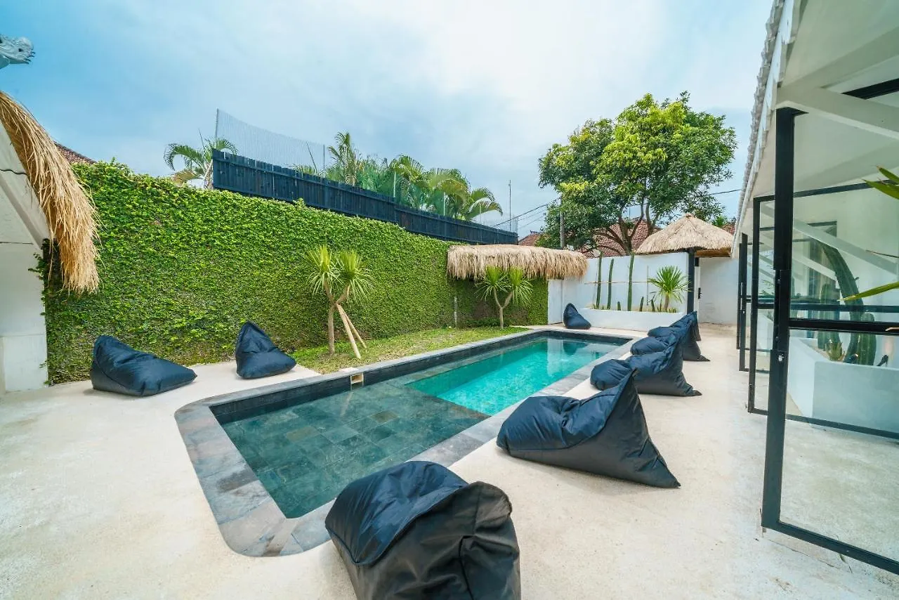 Villa Mana 888 - Cozy Tropical 4Br Villa In Seminyak! 0*,  Indonésie