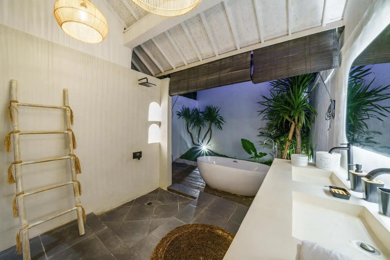 Villa Mana 888 - Cozy Tropical 4Br Villa In Seminyak!